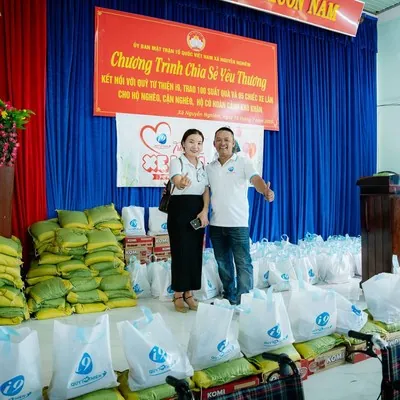 Quản lý cộng đồng và hỗ trợ người dùng JBO