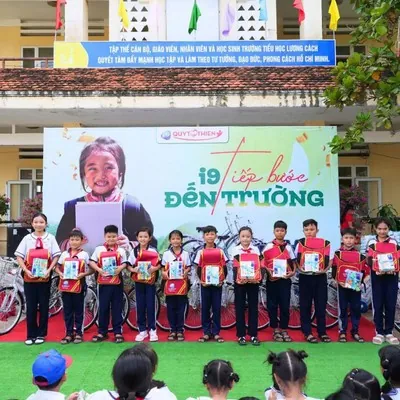 Người sáng tạo nội dung và hướng dẫn JBO